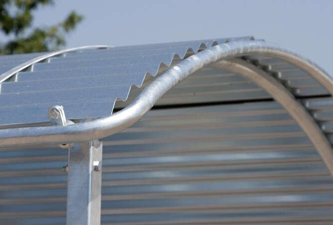 KERBL Viereckraufe mit Palisadenfressgitter